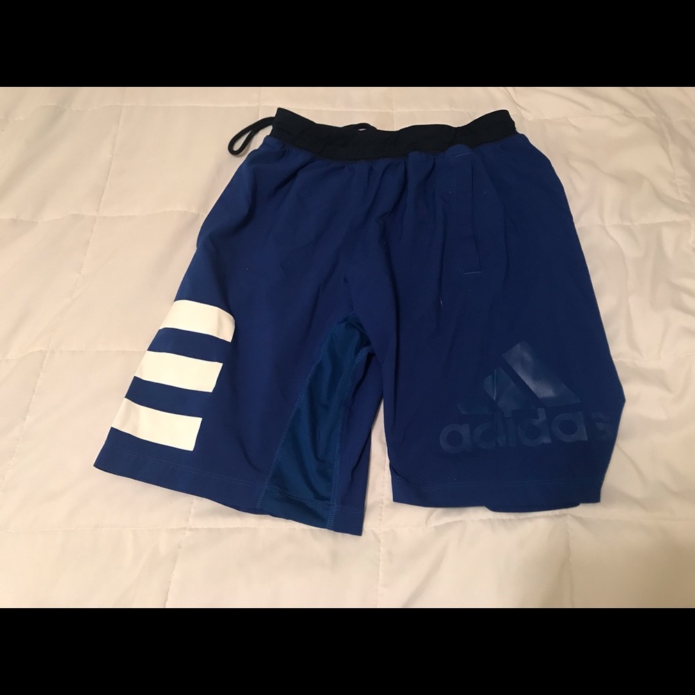 Blue Adidas climalite short men’s M